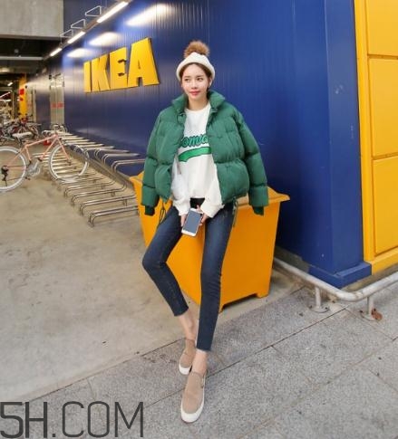 綠色羽絨服怎么搭配？綠色羽絨服搭配圖片