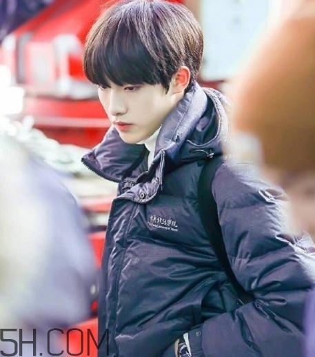 中戲羽絨服多少錢(qián)？中戲羽絨服怎么買(mǎi)？