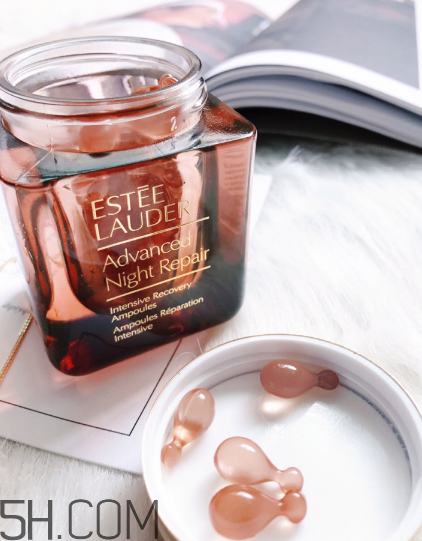 雅詩蘭黛安瓶膠囊好用嗎？雅詩蘭黛安瓶膠囊使用方法