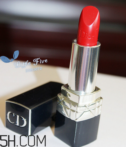 雅詩蘭黛和迪奧口紅哪個(gè)好用？雅詩蘭黛傾慕420口紅怎么樣？