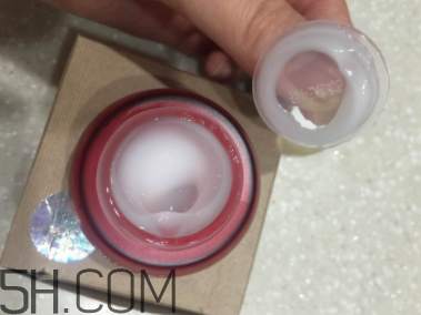 御泥坊紅石榴眼霜怎么樣？御泥坊紅石榴眼霜好用嗎？