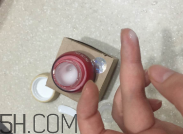 御泥坊紅石榴眼霜怎么樣？御泥坊紅石榴眼霜好用嗎？