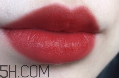 番茄色口紅是什么顏色？番茄色番茄紅口紅試色