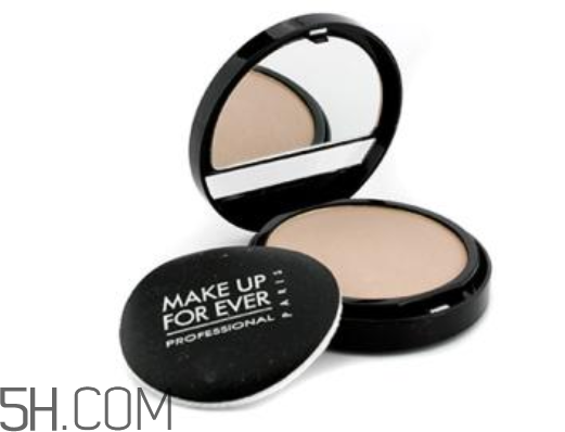 粉餅?zāi)膫€牌子好用？粉餅復(fù)原的注意事項