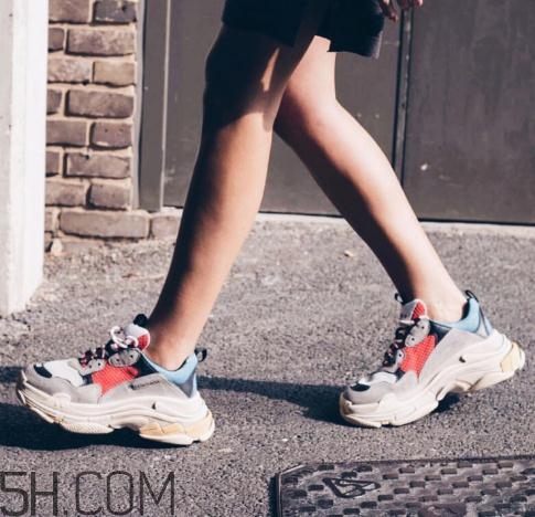 balenciaga triple s dsm獨(dú)占配色什么時(shí)候發(fā)售？