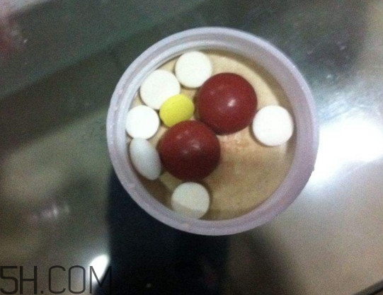 吃安定片可以喝酒嗎？安定片能和茶一起吃嗎？