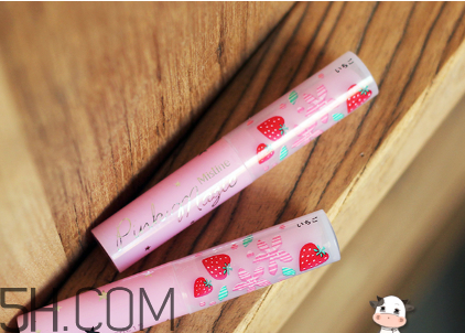 mistine草莓唇膏要不要卸妝？mistine草莓變色唇膏原理