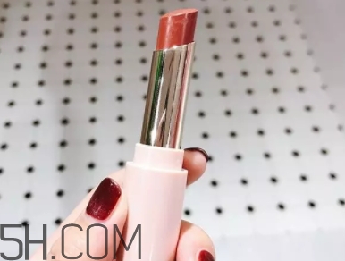 伊蒂之屋瓷光金管口紅怎么樣？愛麗小屋金管口紅好看嗎