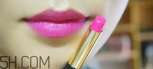 mistine羽翼口紅哪個(gè)色最火？mistine口紅在泰國賣多少錢？