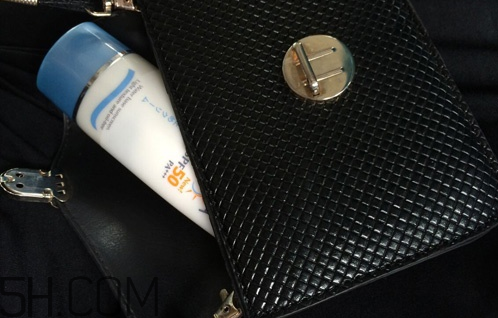 mistine防曬霜價(jià)格 mistine防曬霜測評 mistine防曬霜價(jià)格 mistine防曬霜測評