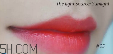 mistine羽翼口紅哪個(gè)色最火？mistine口紅在泰國賣多少錢？