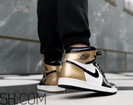air jordan 1 top3黑金鴛鴦配色上腳效果好看嗎？