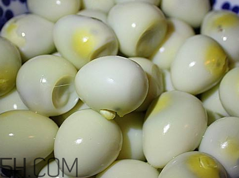 煮熟的鵪鶉蛋可以放幾天 煮熟的鵪鶉蛋怎么存放 煮熟的鵪鶉蛋可以放幾天 煮熟的鵪鶉蛋怎么存放