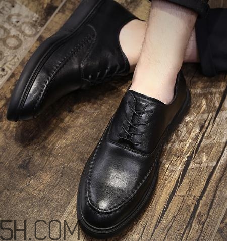 牛皮鞋子臟了怎么清洗？牛皮鞋子怎么清洗表面？