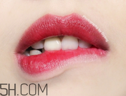 迪奧857多少錢？迪奧漆光唇釉857專柜價(jià)格