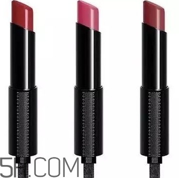 紀(jì)梵希禁忌之吻n11和11區(qū)別 紀(jì)梵希n11和11對比 紀(jì)梵希禁忌之吻n11和11區(qū)別 紀(jì)梵希n11和11對比