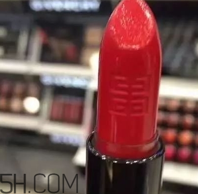 紀(jì)梵希禁忌之吻n11和11區(qū)別 紀(jì)梵希n11和11對比 紀(jì)梵希禁忌之吻n11和11區(qū)別 紀(jì)梵希n11和11對比