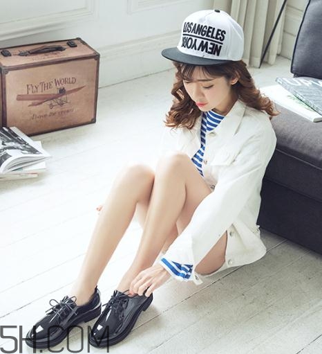 漆皮鞋子容易皺嗎？漆皮鞋子磨腳怎么辦？