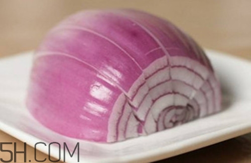 頭發(fā)油怎么辦？頭皮屑很多怎么去除？