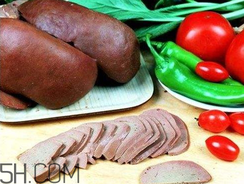 豬肚為什么是黑色 豬肚發(fā)黑是怎么回事 豬肚為什么是黑色 豬肚發(fā)黑是怎么回事