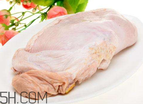 豬肚發(fā)紅是怎么回事 豬肚里面有白的是什么 豬肚發(fā)紅是怎么回事 豬肚里面有白的是什么