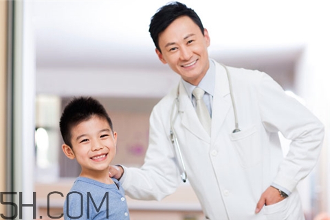 抑郁癥不敢出門怎么辦？抑郁癥不敢告訴親人