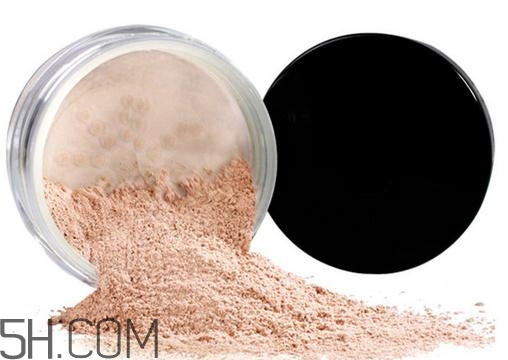 定妝粉怎么用？散粉怎么定妝？