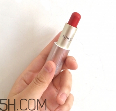 胭脂紅口紅適合什么人？胭脂紅口適合年齡