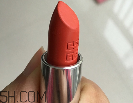 紀(jì)梵希304是西柚色嗎？紀(jì)梵希小羊皮304和317哪個好看？