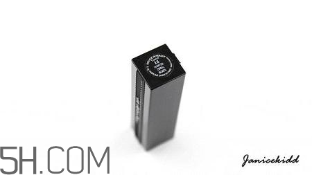 紀(jì)梵希新版禁忌之吻色號(hào)試色 紀(jì)梵希禁忌之吻16號(hào)好用嗎 紀(jì)梵希新版禁忌之吻色號(hào)試色 紀(jì)梵希禁忌之吻16號(hào)好用嗎