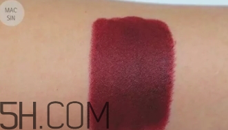 牛血紅口紅是什么顏色？牛血色口紅試色