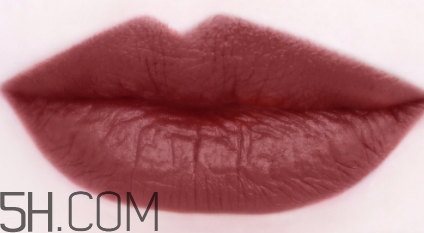 牛血紅口紅是什么顏色？牛血色口紅試色