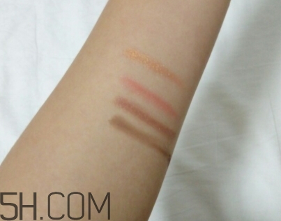 inmoo逸茉化妝品好用嗎？逸茉口紅使用心得