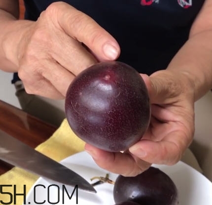 百香果切開后怎么保存？百香果切開后能放多長時間呢？