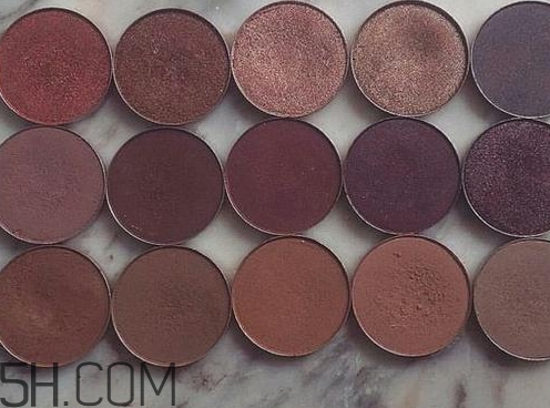 勃艮第紅是什么顏色？勃艮第色是酒紅色嗎？