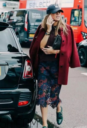 勃艮第紅是什么顏色？勃艮第色是酒紅色嗎？