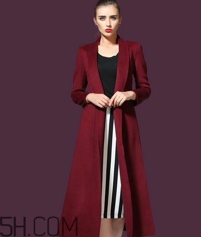 勃艮第紅怎么搭配？勃艮第色搭配什么顏色好看？