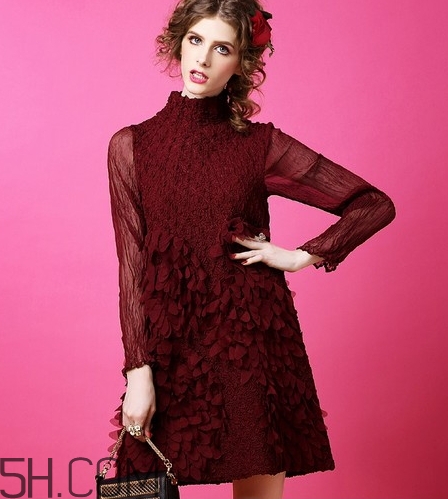 勃艮第紅怎么搭配？勃艮第色搭配什么顏色好看？