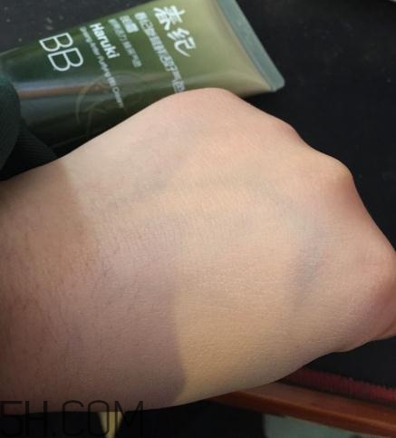 春紀(jì)bb霜好用嗎？春紀(jì)bb霜評測