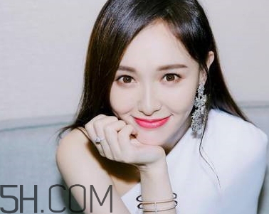 西瓜紅口紅是什么顏色？西瓜紅口紅試色