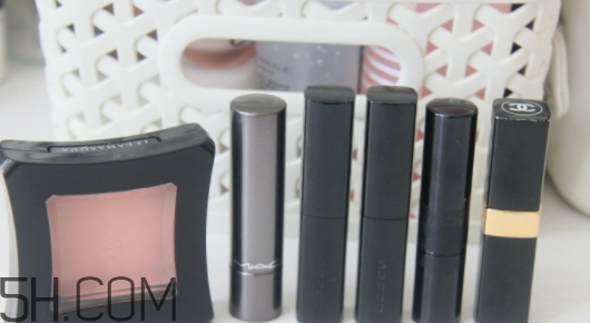 奶油杏是什么顏色？奶油杏色口紅試色