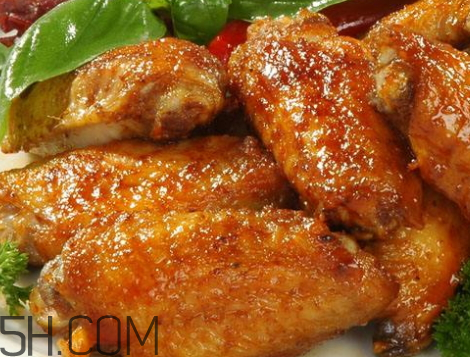 雞翅有點(diǎn)味還能吃嗎 雞翅有味了怎么辦 雞翅有點(diǎn)味還能吃嗎 雞翅有味了怎么辦