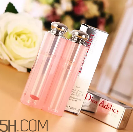 涂口紅前用bb打底可以嗎？最近比較火的口紅品牌有哪些？