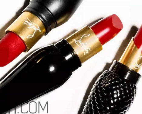 涂口紅前用bb打底可以嗎？最近比較火的口紅品牌有哪些？