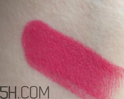 candy moyo口紅好用嗎？candy moyo膜玉口紅評測