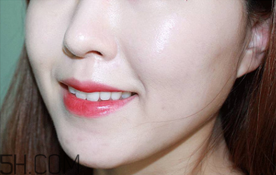 mac morange黃皮能用嗎？mac口紅最火色號(hào)推薦