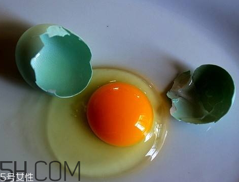 烏雞蛋是什么顏色 烏雞蛋蛋黃是什么顏色 烏雞蛋是什么顏色 烏雞蛋蛋黃是什么顏色