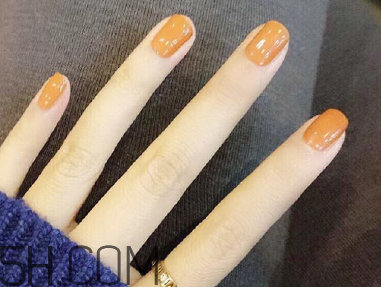 經(jīng)常做美甲好不好？淺色美甲款式推薦