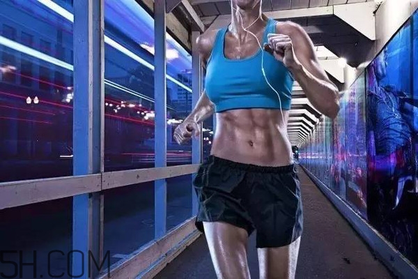 夜跑減肥的正確方法有哪些？冬天夜跑應該怎么跑才能減肥？