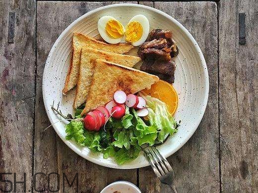 運動過后吃什么長肌肉？運動健身長肌肉吃什么好？